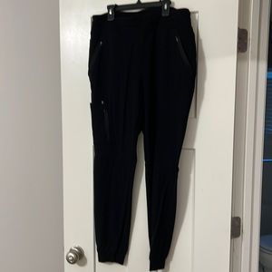 Jaanuu black jogger scrub pants size large